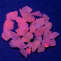 Preview: 27 Hackmanit Kristalle 15.58 Ct, fluoreszierend