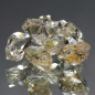 Preview: Petroleum Quarze mit mind. 7.50 Ct, fluoreszierend