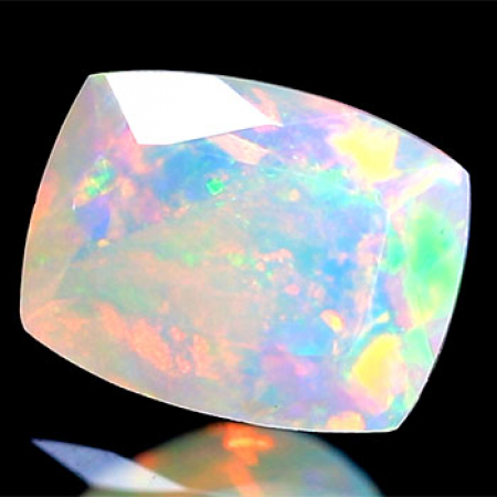 Facettierter Welo-Opal 1.58 Ct, AAA-Qualtität