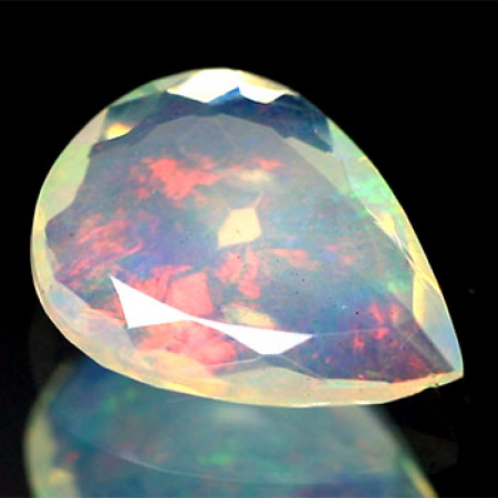 Facettierter Welo-Opal mit 2.20 Ct