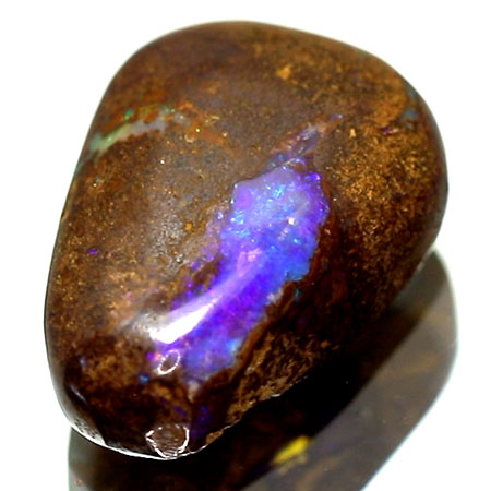 Boulder Opal mit 4.10 Ct