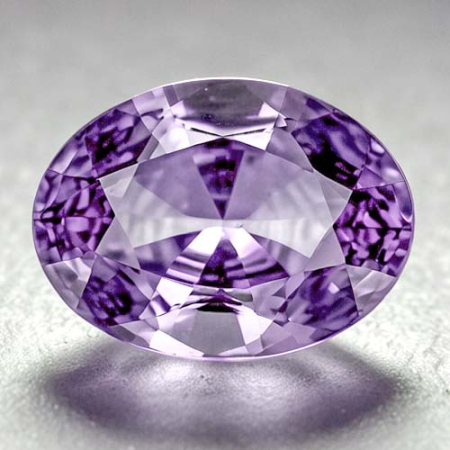 Brasilianischer Amethyst mit 4.79 Ct