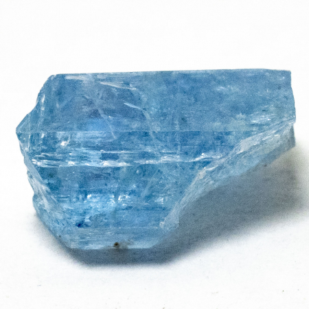 Santa Maria farbener Aquamarin-Kristall mit 2.42 Ct