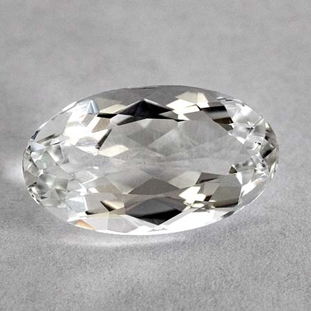 Aquamarin mit 3.29 Ct, unbehandelt