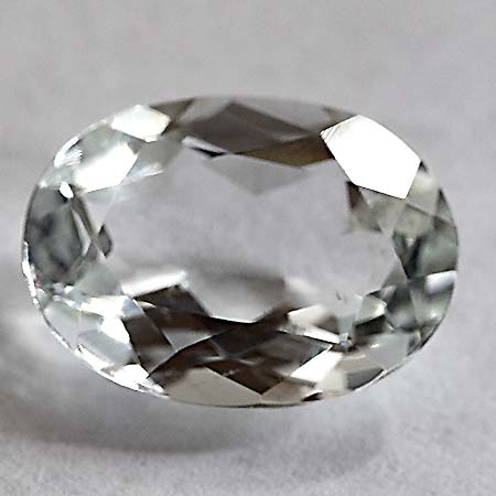 Aquamarin mit 3.90 Ct, unbehandelt