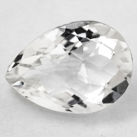 Bergkristall mit 11.75 Ct, Checkerboard-Schliff