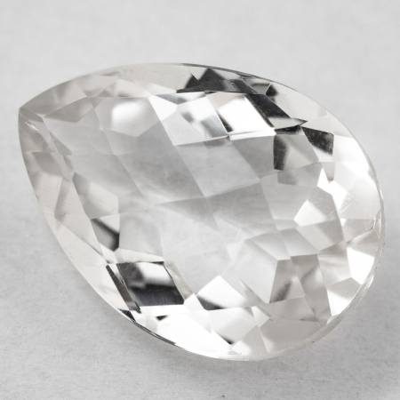 Bergkristall mit 9.94 Ct, Checkerboard-Schliff