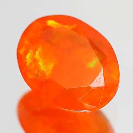 Afrikanischer Welo Feueropal mit 1.32 Ct