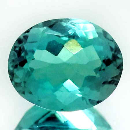 Fluorit mit 4.76 Ct, facettiert, AAA Grade