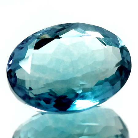 Fluorit mit 6.58 Ct, facettiert, AAA Grade