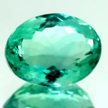 Fluorit mit 7.04 Ct, facettiert, AAA Grade