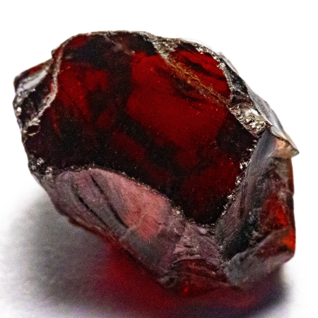 Granat Kristall mit 10.34 Ct