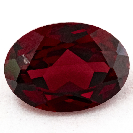 GRANAT 7 x 5 mm, leicht beschädigt