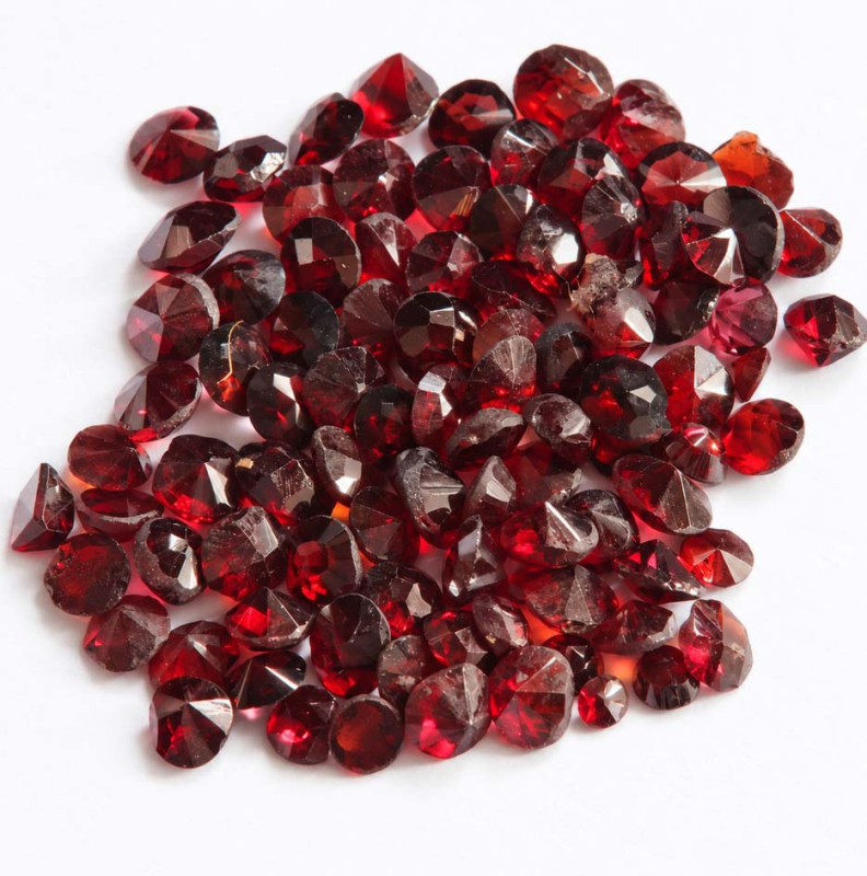 5 Carat GRANATE 3 mm, ca. 45 Stück, B-Ware