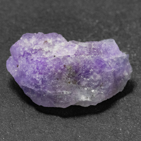 Hackmanit Kristall 7.94 Ct, fluoreszierend