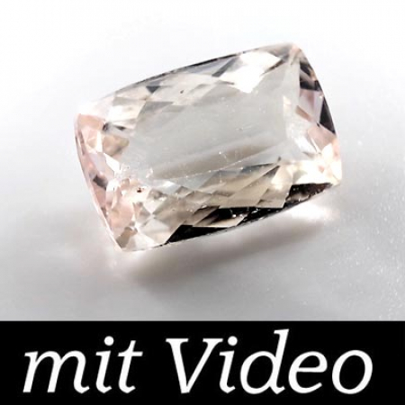 Hiddenit mit 10.58 Ct