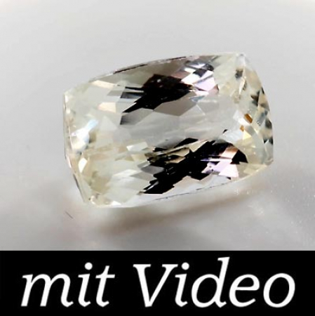 Hiddenit mit 8.11 Ct