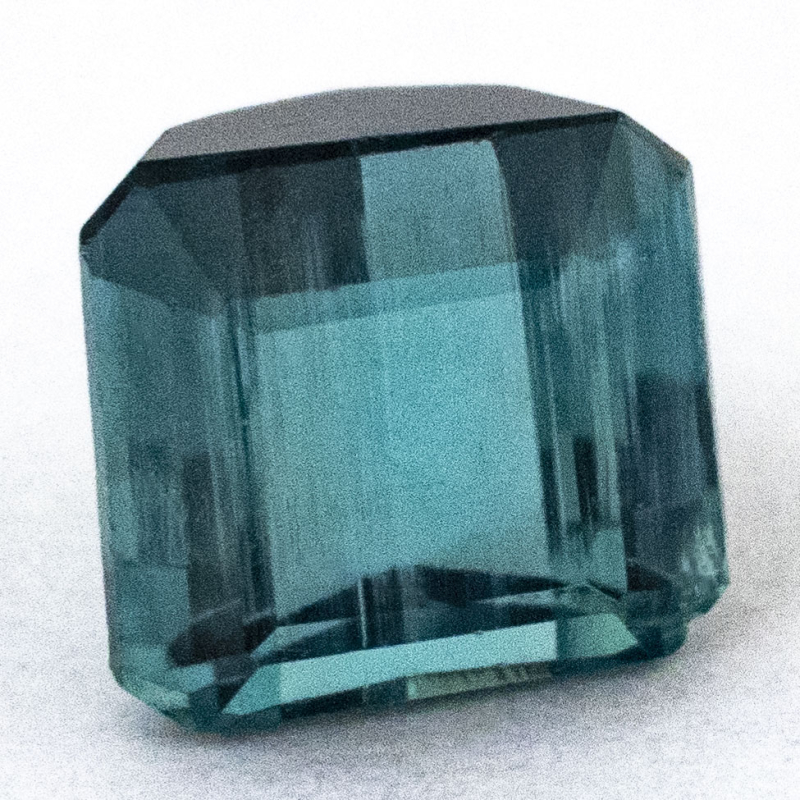 Indigolith mit 0.56 Ct