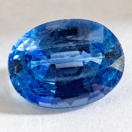 Saphirblauer Kyanit 1.56 Ct