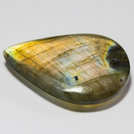 Labradorit mit 35.00 Ct