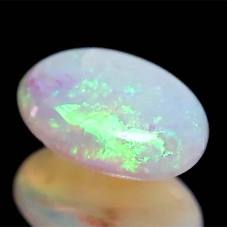Opal mit 0.43 Ct