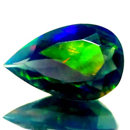 Schwarzer Opal mit 0.90 Ct - facettiert, AAA Qualität