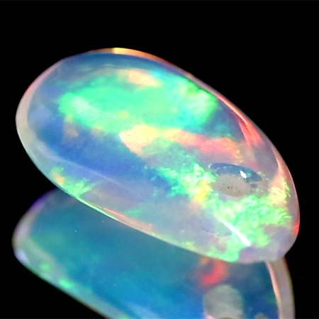 Welo Opal mit 0.97 Ct, AAA Qualität, gebohrt