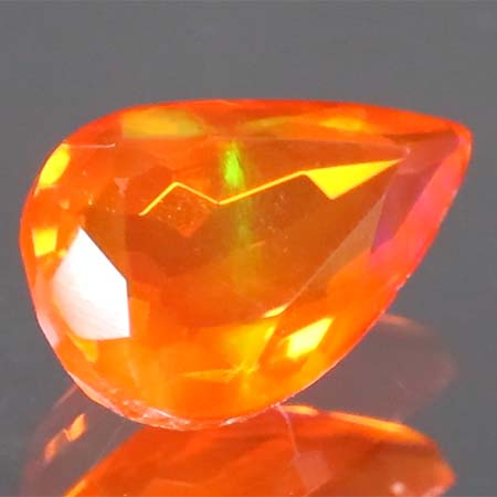 Afrikanischer Welo Feueropal mit 1.08 Ct