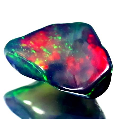 Schwarzer Opal-Kristall 1.14 Ct, AAA Grade, poliert