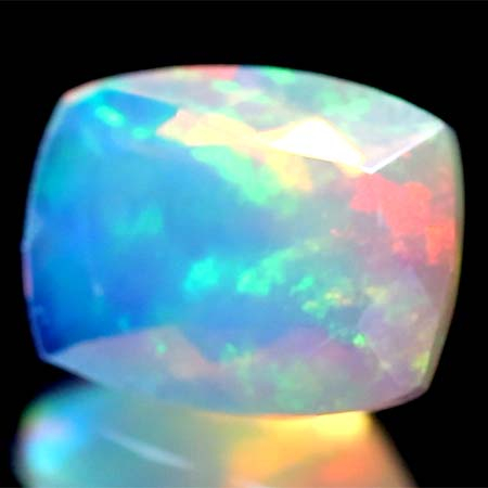 Facettierter Welo-Opal 1.30 Ct, AAA-Qualtität