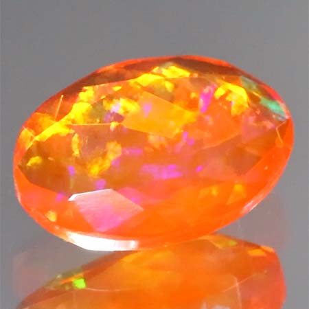 Afrikanischer Welo Feueropal mit 1.32 Ct