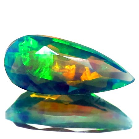 Schwarzer Opal mit 1.38 Ct - facettiert, AAA Qualität