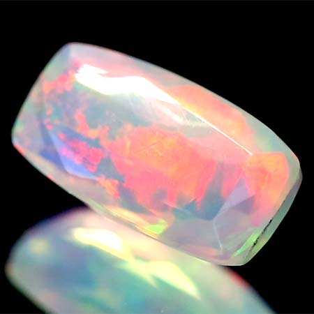 Facettierter Welo-Opal 1.41 Ct, AAA-Qualtität