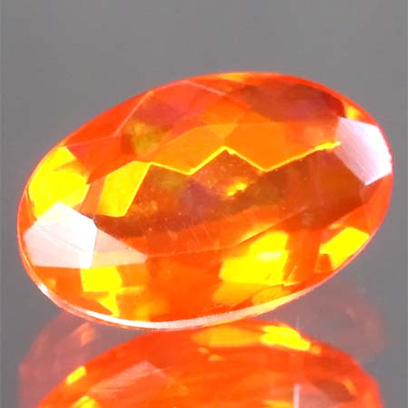 Afrikanischer Welo Feueropal mit 1.44 Ct