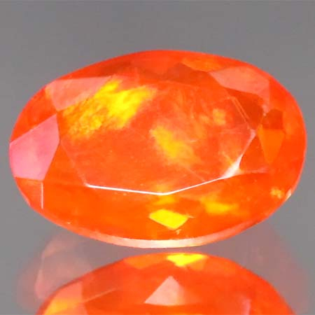 Afrikanischer Welo Feueropal mit 1.46 Ct