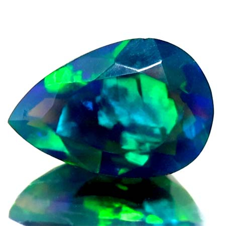 Schwarzer Opal mit 1.58 Ct - facettiert, AAA Qualität