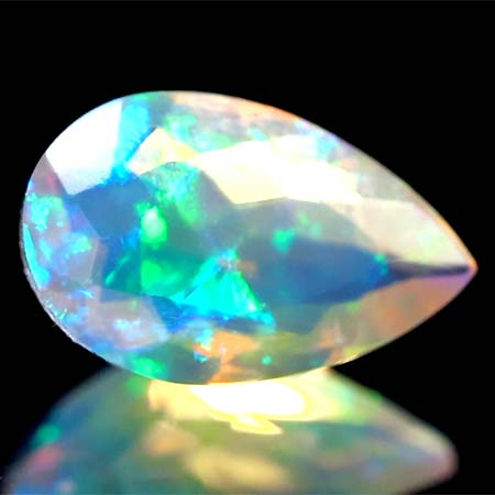 Facettierter Welo-Opal 1.63 Ct, AAA-Qualtität