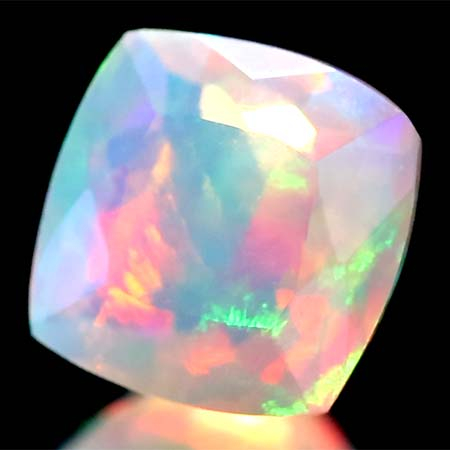 Facettierter Welo-Opal 1.65 Ct, AAA-Qualtität