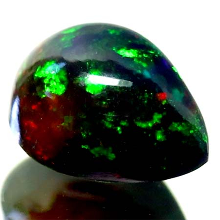 Opal mit 2.13 Ct, AAA Grade