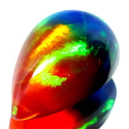 Bicolor Opal mit 2.28 Ct, AAA Grade