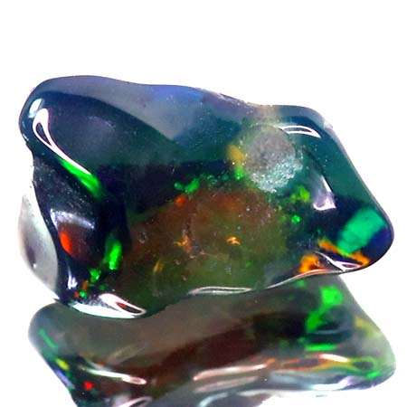 Schwarzer Welo Opal Anhänger mit 2.79 Ct, gebohrt