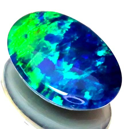 Opal Triplette mit 3.52 Ct, AAA+ Grade