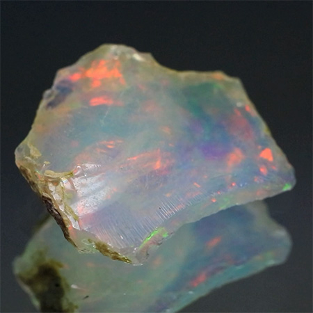 Opalkristall mit 4.66 Ct