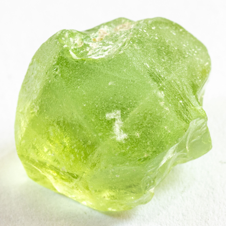 Peridot Kristall mit 11.26 Ct