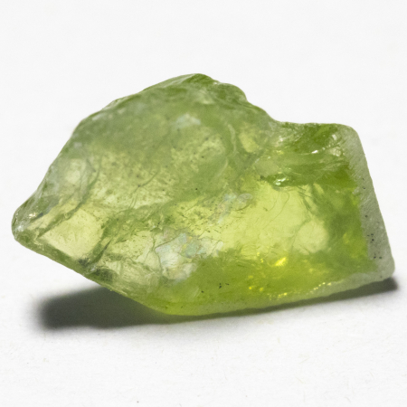 Peridot Kristall mit 3.68 Ct