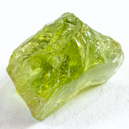 Peridot Kristall mit 5.30 Ct