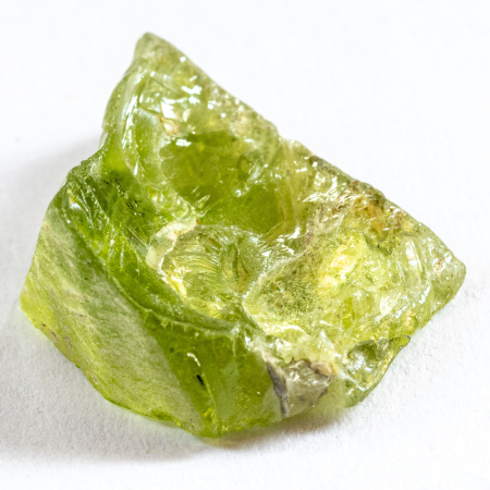 Peridot Kristall mit 7.12 Ct