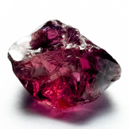 Rhodolit Kristall mit 3.95 Ct