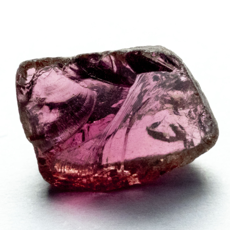 Rhodolit Kristall mit 3.96 Ct