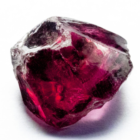 Rhodolit Kristall mit 4.12 Ct